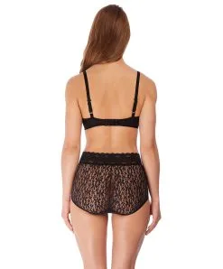 Soutien-gorge Moulé En Dentelle Armatures Collection De Lingerie Permanente Wacoal Halo Lace, Coloris Noir. -SOUTIEN-GORGE Soldes Boutique Soutien gorge moule en dentelle a armatures Wacoal Halo Lace noir black BLK WA851205 BLK 4