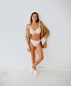 Soutien-gorge Moulé Enveloppant à Armatures Collection Hedona De La Marque De Lingerie Chantelle, Coloris Ivoire. -SOUTIEN-GORGE Soldes Boutique Soutien gorge moule enveloppant armatures Chantelle Hedona ivoire nacre C20310 035 6