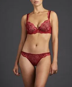 Soutien-gorge Push-up Sexy Collection Art Of Ink De Chez Aubade, Coloris Icone. 9 Soutien-gorge Push-up Sexy Collection Art Of Ink De Chez Aubade, Coloris Icone. -SOUTIEN-GORGE Soldes Boutique Soutien gorge push up Art of ink french red Aubade rouge TD18 FREN 3