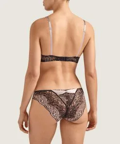 Soutien-gorge Push-up Collection Femme Glamour Coloris Sonate (rose Poudré) De Chez Aubade Paris. 10 Soutien-gorge Push-up Collection Femme Glamour Coloris Sonate (rose Poudré) De Chez Aubade Paris. -SOUTIEN-GORGE Soldes Boutique Soutien gorge push up Femme Glamour sonate Aubade rose poudre MD18 SONA ensemble dos
