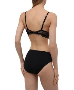Soutien-gorge Push-up Ligne Sublime En Dentelle De La Marque De Lingerie Française Lise Charmel.  -SOUTIEN-GORGE Soldes Boutique Soutien gorge push up Lise Charmel Sublime en dentelle noir ACH3513 NO 504