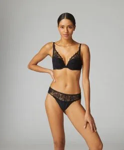 Simone Perele Soutien-gorge Push-up Décolleté Plongeant Simone Pérèle Collection De Lingerie Permanente Bloom Coloris Noir. -SOUTIEN-GORGE Soldes Boutique Soutien gorge push up decollete plongeant Simone Perele Bloom noir 12Y347 015 1