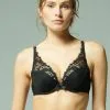 Simone Perele Soutien-gorge Push-up Triangle Décolleté Plongeant Collection Wish Coloris Noir De Chez Simone Pérèle.  -SOUTIEN-GORGE Soldes Boutique Soutien gorge push up decollete plongeant Simone Perele Wish noir 12B347 015 1