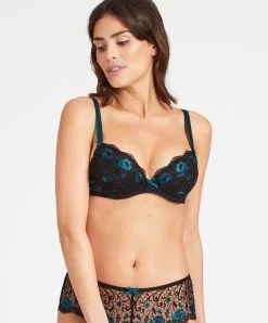 Soutien-gorge Push-up Aubade De La Collection Lingerie Fièvre Andalouse. 13 Soutien-gorge Push-up Aubade De La Collection Lingerie Fièvre Andalouse. -SOUTIEN-GORGE Soldes Boutique Soutien gorge push up fievre andalouse Aubade lapis lazuli QC18 LPLA 4