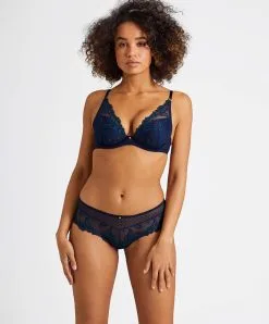 Soutien-gorge Push-up Aubade De La Collection Velvet Memories. -SOUTIEN-GORGE Soldes Boutique Soutien gorge push up velvet memories Aubade bleu nuit RBN81 TWIL 2