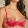 Soutien-gorge Rouge En Soie Type Corbeille Collection Splendeur Soie De La Marque Lise Charmel Coloris Splendeur Santal. 