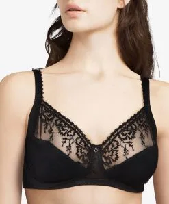 Soutien-gorge Sans Armatures Chantelle Lingerie De La Collection Every Curve Coloris Noir. 10 Soutien-gorge Sans Armatures Chantelle Lingerie De La Collection Every Curve Coloris Noir. -SOUTIEN-GORGE Soldes Boutique Soutien gorge sans armatures Chantelle every curve noir C16B20 011 1