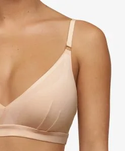 Soutien-gorge Sans Armatures Triangle Collection Pure Light De La Marque De Lingerie Chantelle. -SOUTIEN-GORGE Soldes Boutique Soutien gorge sans armatures Chantelle pure light Chair C10M20 01N 2