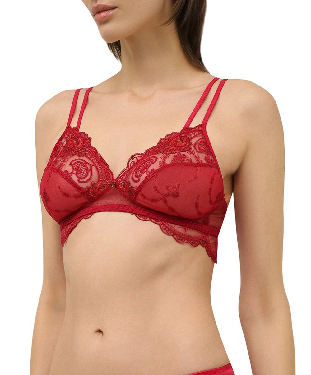 Soutien-gorge Sans Armatures Lise Charmel De La Collection Lingerie Rouge Tellement Glamour. 3 Soutien-gorge Sans Armatures Lise Charmel De La Collection Lingerie Rouge Tellement Glamour.