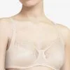 Soutien Gorge Sans Armatures Maintien Chair Chantelle Tiré De La Collection Quotidienne Instants. -SOUTIEN-GORGE Soldes Boutique Soutien gorge sans armatures maintien Chantelle Instants beige dore chair C13A20 01N 10