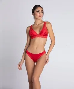 Soutien-gorge Sans Armatures En Soie Lise Charmel Collection Splendeur Soie, Coloris Rouge. -SOUTIEN-GORGE Soldes Boutique Soutien gorge sans armatures triangle en soie Lise Charmel Splendeur soie rouge rouge ACC6580 RS 504