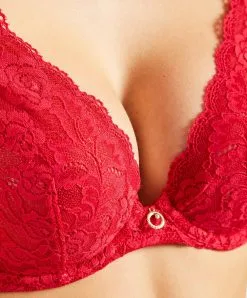 Soutien-gorge Triangle Plongeant Rouge De La Collection Lingerie Permanente Rosessence Par Aubade Paris. 9 Soutien-gorge Triangle Plongeant Rouge De La Collection Lingerie Permanente Rosessence Par Aubade Paris. -SOUTIEN-GORGE Soldes Boutique Soutien gorge triangle plunge Rosessence gala Aubade rouge HK12 GALA 5