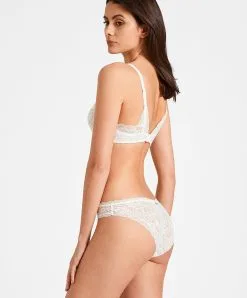 Soutien-gorge Triangle Plongeant De La Collection Lingerie Permanente Rosessence Par Aubade Paris. -SOUTIEN-GORGE Soldes Boutique Soutien gorge triangle plunge Rosessence opale Aubade nacre HK12 OPAL 14