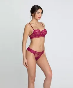 Tanga Sexy Ligne Sublime En Dentelle De La Marque De Lingerie Française Lise Charmel, Coloris Fuchsia Sublime. -SOUTIEN-GORGE Soldes Boutique String Lise Charmel Sublime en dentelle fuchsia ACH0013 FS 6