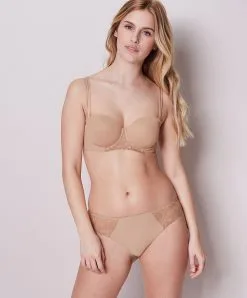 Simone Perele String Sexy Simone Pérèle De La Collection De Lingerie Permanente Délice Coloris Peau. 22 Simone Perele String Sexy Simone Pérèle De La Collection De Lingerie Permanente Délice Coloris Peau. -SOUTIEN-GORGE Soldes Boutique String sexy Simone Perele Delice peau chair 12X700 709 12
