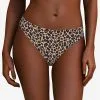 String Léopard Invisible Collection Soft Stretch De Chez Chantelle Paris. 