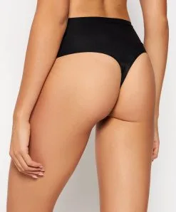 String Taille Haute Noir Invisible Collection Essentielle Soft Stretch De Chez Chantelle. 8 String Taille Haute Noir Invisible Collection Essentielle Soft Stretch De Chez Chantelle. -SOUTIEN-GORGE Soldes Boutique String taille haute Chantelle soft stretch noir C10690 011 11