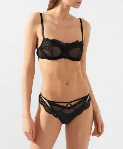 Tanga Collection Nouvel Eros De La Marque De Lingerie De Luxe Lise Charmel.   -SOUTIEN-GORGE Soldes Boutique Tanga Lise Charmel nouvel eros noir et or ACG0030 NR 202