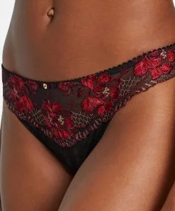 Tanga Sexy Collection Mélodie D'Été De Chez Aubade, Coloris Black Cherry. 16 Tanga Sexy Collection Mélodie D'Été De Chez Aubade, Coloris Black Cherry. -SOUTIEN-GORGE Soldes Boutique Tanga Melodie d ete black cherry Aubade rouge et noir IC26 BCHE 5