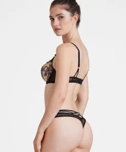 Tanga Sexy Collection Trésor Infini De Chez Aubade, Coloris Black Magic. -SOUTIEN-GORGE Soldes Boutique Tanga Tresor Infini black magic Aubade noir ID26 BMAG 4
