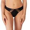 Tanga Coton Collection De Lingerie Quotidienne Lisse Coloris Noir Par Wacoal. 2 Tanga Coton Collection De Lingerie Quotidienne Lisse Coloris Noir Par Wacoal. -SOUTIEN-GORGE Soldes Boutique Tanga coton Wacoal Lisse black noir WE145007 BLK 1