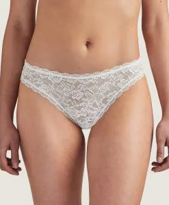 Tanga Sexy De La Collection Lingerie Permanente Rosessence Par Aubade Paris.