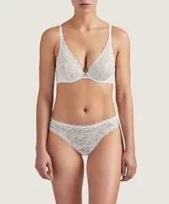 Tanga Sexy De La Collection Lingerie Permanente Rosessence Par Aubade Paris. 9 Tanga Sexy De La Collection Lingerie Permanente Rosessence Par Aubade Paris. -SOUTIEN-GORGE Soldes Boutique Tanga sexy Rosessence opale Aubade nacre HK26 OPAL 14