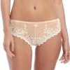 Wacoal Tanga Shorty Collection Embrace Lace Coloris Naturally Nude Ivory. -SOUTIEN-GORGE Soldes Boutique Tanga shorty Wacoal Embrace lace naturally nude ivory nacre et chair WA848191 271 10