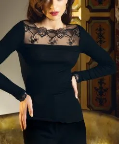 Top Manches Longues Laine Et Soie Ligne Sublime En Dentelle De La Marque De Lingerie Française Lise Charmel. 