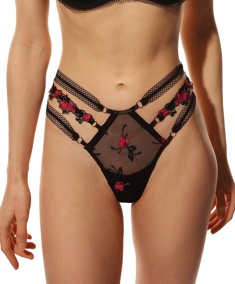 String Mini Collection L'amour En Liberté De La Maison De Lingerie Française Lise Charmel. 5 String Mini Collection L'amour En Liberté De La Maison De Lingerie Française Lise Charmel. – Image 3
