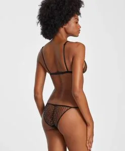 Nuit étoilée De La Collection Boites à Désir Aubade Nous Offre Un Ensemble Deux Pièces Tout En Strass Pour Briller De Mille Feux. -SOUTIEN-GORGE Soldes Boutique nuit etoilee Boite a desir Aubade noir RX80 STAA 4