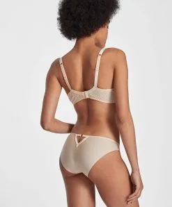 Slip Brésilien Aubade De La Collection Velvet Memories. -SOUTIEN-GORGE Soldes Boutique slip bresilien velvet memories Aubade champagne rose RB22 DAWN 3