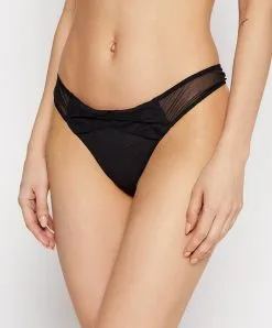 String Chantal Thomass De La Collection Encens'Moi Coloris Noir.